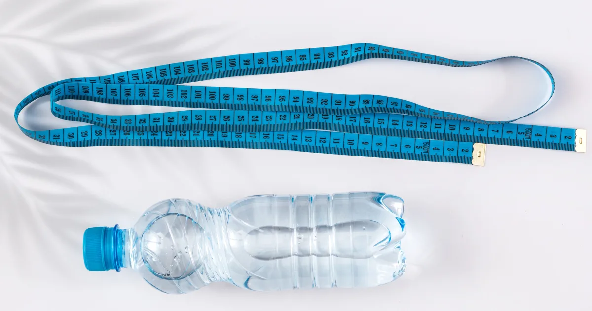 How Many Cups Are In Water Bottle - Complete Breakdown
